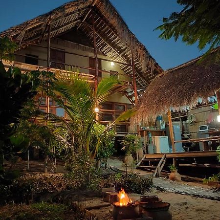 Casa Surf Lodge - Praia do Tofo Exteriér fotografie